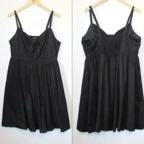NWT Torrid Poplin Tie Front Skater Dress Smocked Black Plus Size 1 1X H12802 - Picture 11 of 12